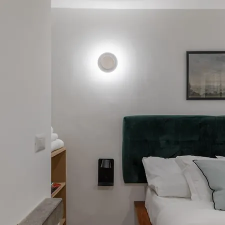 Iflat Small Studio In The Heart Of Trastevere Rom